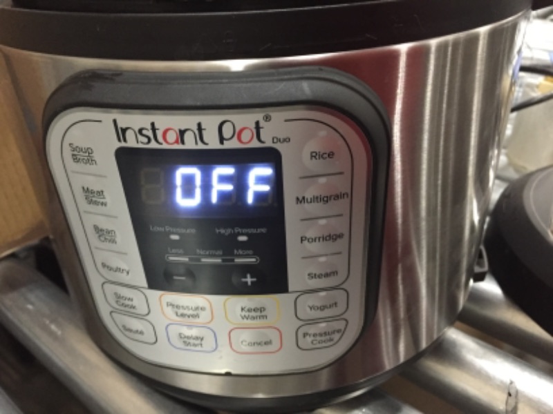 Photo 5 of -nob on top is loose
Instant Pot DUO60 7-in-1 Programmable Pressure Cooker 6-Qt.

