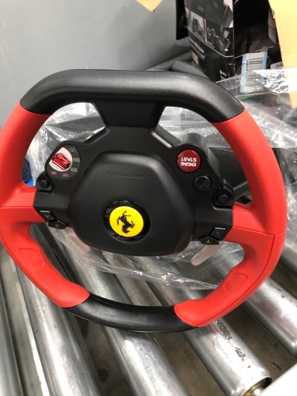 Photo 2 of Thrustmaster Ferrari 458 Spider Racing Wheel (Xbox Series X/S & One & Windows)
