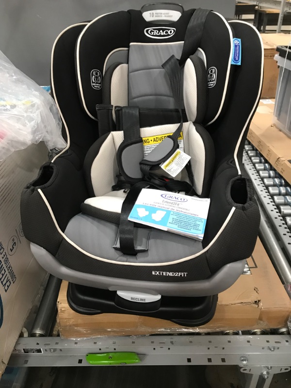 Photo 2 of Graco Extend2Fit Convertible Car Seat, Ride Rear Facing Longer with Extend2Fit, Gotham
