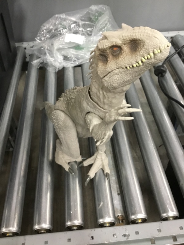 Photo 1 of ??Jurassic World Destroy ‘N Devour Indominus Rex with Chomping Mouth