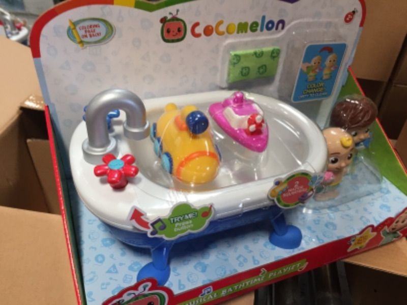 Photo 2 of CoComelon Musical Bathtime Playset - Plays Clips of The ‘Bath Song’ - Features 2 Color Change Figures