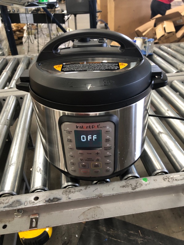 Photo 2 of Instant Pot 6qt Duo Gourmet
