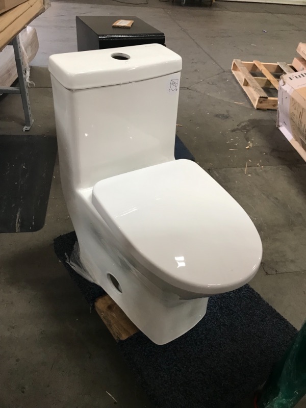 Photo 5 of (USED AND DIRTY)
Swiss Madison SM-1T257 Sublime II Compact 24" Length One Piece Toilet Dual Flush 0.8/1.28 GPF with Side Holes, Glossy White
