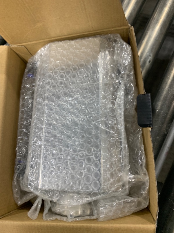 Photo 1 of Radiator Overflow Tank 2L Coolant Overflow Tank Universal Coolant Reservoir Tank Polished Aluminum Expansion Tank Overflow Tank Automotive Engine Coolant Recovery Kits Radiator Reservoir Tank