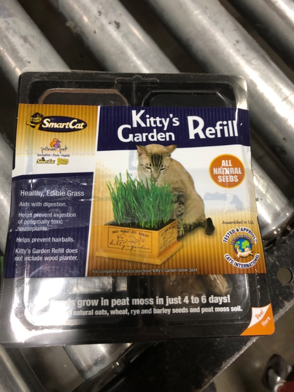 Photo 2 of SmartCat Kitty's Garden Seed Refill Kit