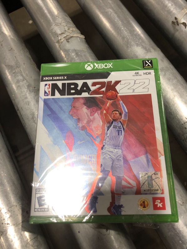 Photo 2 of Take-Two NBA 2K22 Standard Edition for Xbox Series X|S #