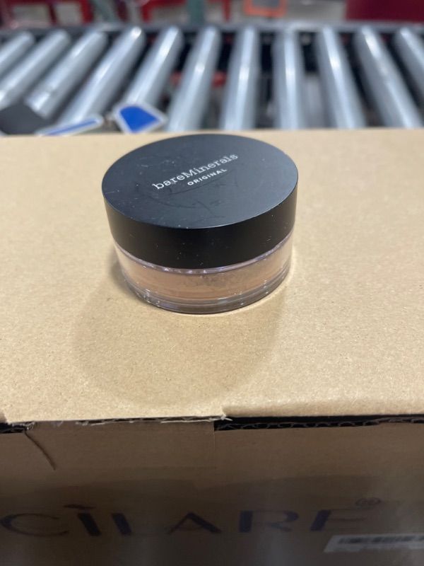 Photo 2 of bareMinerals Original Loose Powder Foundation SPF 15, Lightweight Mineral Loose Powder Foundation Makeup, Buildable Coverage, Talc Free, Vegan Medium Beige 12 0.28 Ounce (Pack of 1)