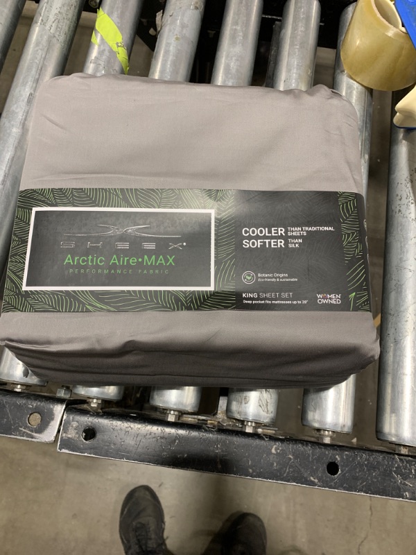 Photo 2 of SHEEX Arctic Aire MAX Sheet Set, Ultrasoft Cooling Sheets with 1 Flat Sheet, 1 Fitted Sheet, and 2 Pillowcases, King, grey