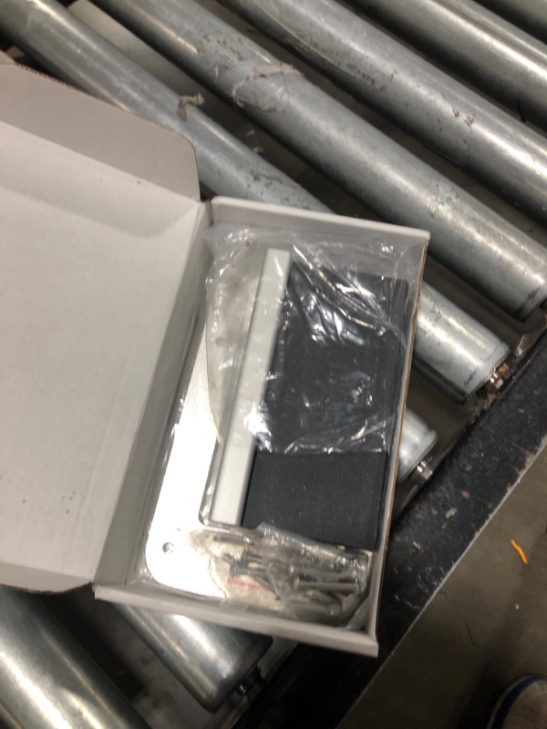 Photo 1 of HEURYTEP Aluminium Transom Trolling Motor Mount bracket, Universal Transom Motor Mount for Kayaks/Canoe/Small Boat, Transom Motor Mount Use for Electric Trolling Motors Only, 1 Pack