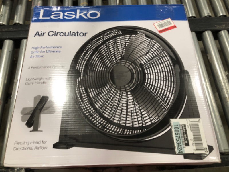 Photo 3 of Lasko A20107 20" 3-Speed Air Circulator Fan