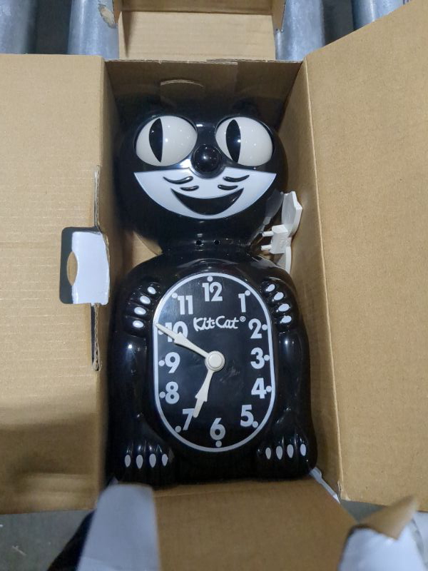 Photo 1 of CAT CLOCK