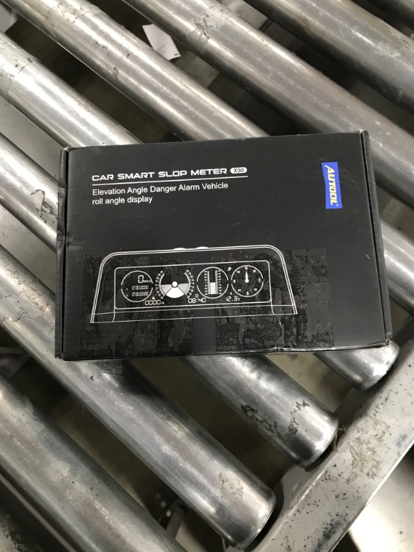 Photo 1 of Car Inclinometer Offroad Clinometer for Pitch & Roll Angle, Slope Meter, Level Tilt Gauge with Car HUD GPS Speedometer & Compass for Universal Offroad Vehicles