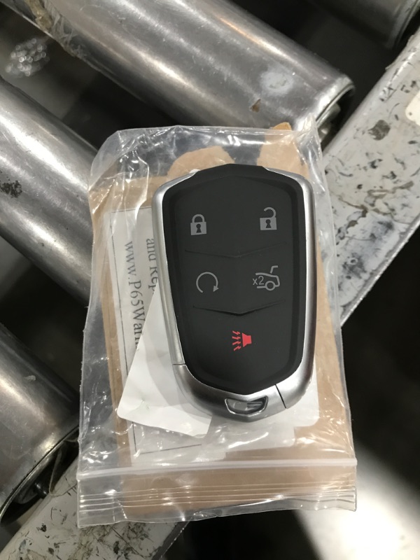 Photo 2 of X AUTOHAUX 5 Button Car Keyless Entry Remote Control Replacement Key Fob Proximity Smart Fob HYQ2AB for Cadillac XTS CTS ATS 315MHz