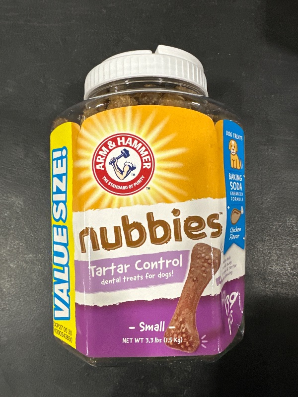 Photo 1 of Arm  Hammer Nubbies Chicken Flavor Original Dental Dog Treats - 139ct
