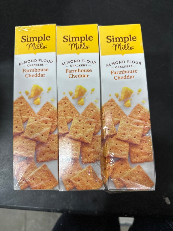 Photo 2 of Simple Mills Almond Flour Crackers