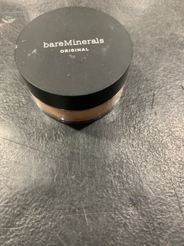 Photo 2 of bareMinerals Original Loose Powder Foundation SPF 15