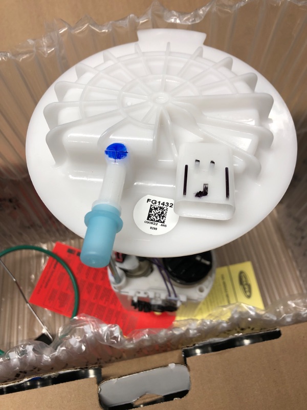 Photo 2 of Delphi FG1432 Fuel Pump Module Assembly