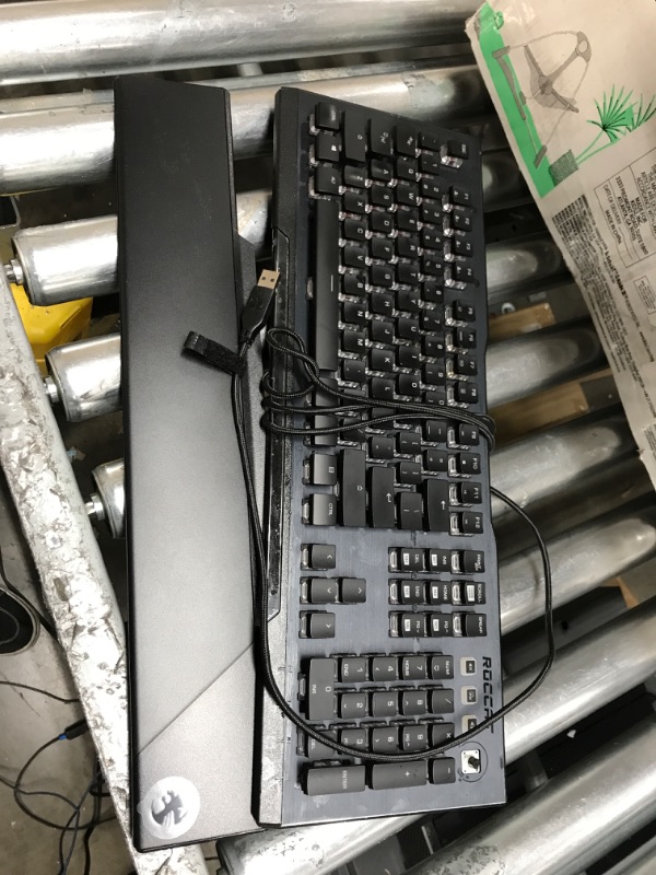 Photo 2 of PARTS ONLY***
Roccat Vulcan 120 AIMO RGB Mechanical Gaming Keyboard with Roccat Brown Switch - Black
