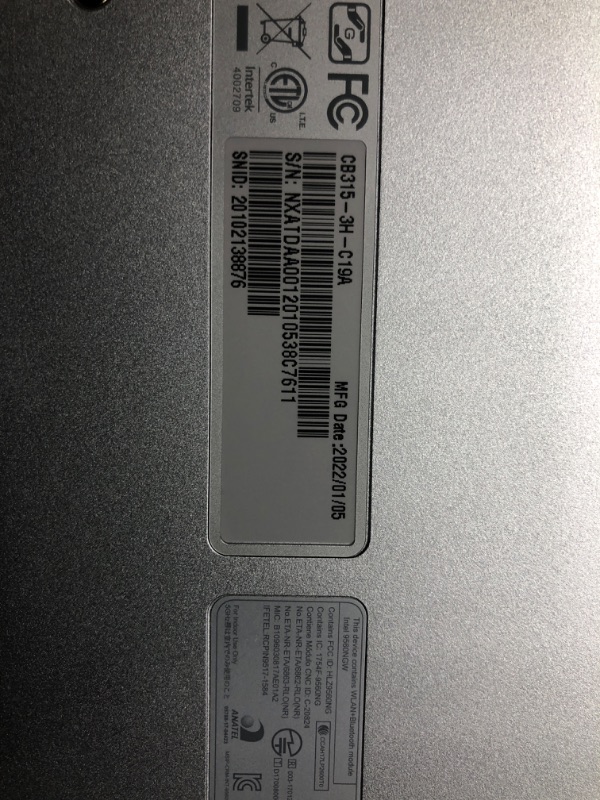 Photo 6 of ****UNABLE TO TEST FUNCTIONALITY, DOES NOT COME WITH A CHARGER**** Acer Chromebook 315 15.6" HD Intel N4000 4GB RAM 32GB eMMC Webcam BT Chrome OS + Protective Sleeve, Silver (NX.HKBAA.002)
