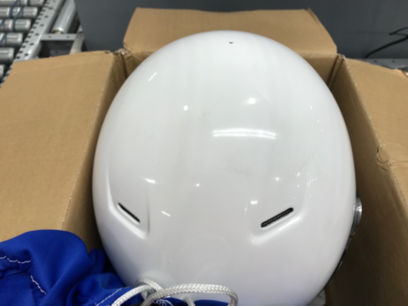 Photo 4 of Conquer Snell SA2020 Full Face Auto Racing Helmet Large White