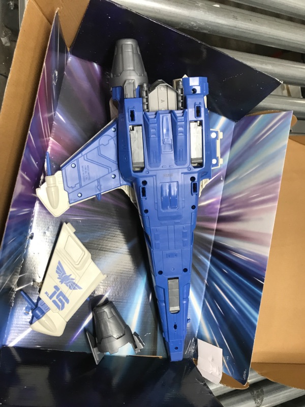 Photo 1 of Disney and Pixar Lightyear Toys, XL-15 Spaceship Vehicle with Buzz Lightyear Action Figure and Projectiles, Blast and Battle Pack???? Frustration Free Packaging