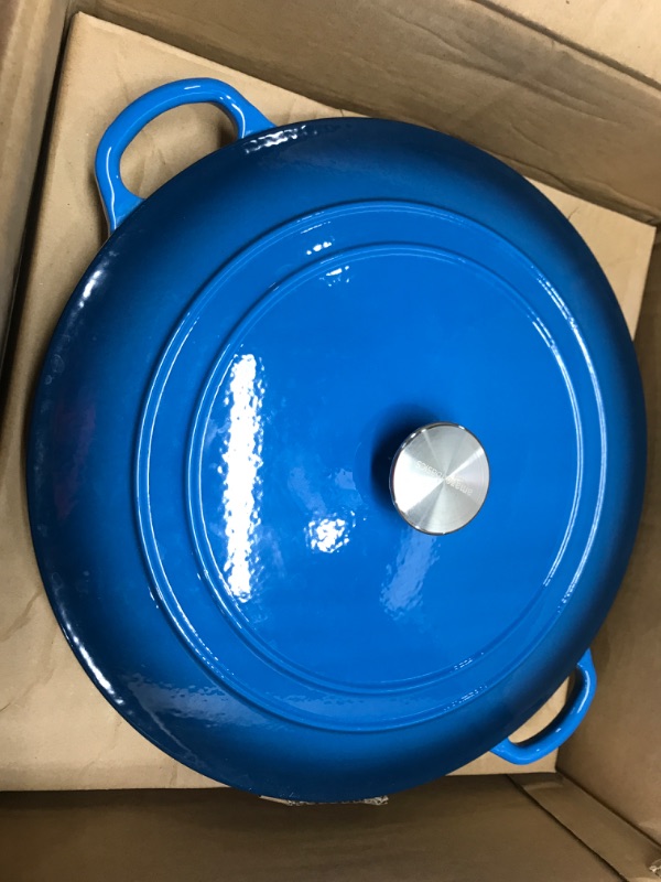 Photo 4 of AmazonCommercial Enameled Cast Iron Covered Braiser, 7.5-Quart, Blue Blue 7.5 Quart Braiser