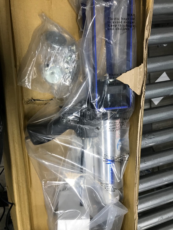 Photo 1 of Newborn VR400A83 Dual-Component Variable Ratio Pneumatic Applicator, for 400 mL Cartridges, 100 psi