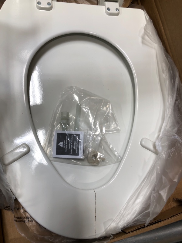 Photo 2 of *Parts Only* Bemis 1500TTT 000 Toilet Seat will Never Loosen and Provide the Perfect Fit, ELONGATED, White 1 Pack Elongated White
