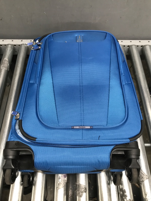 Photo 3 of **USED** Travelpro Maxlite 5 Softside Expandable Luggage with 4 Spinner Wheels, Lightweight Suitcase