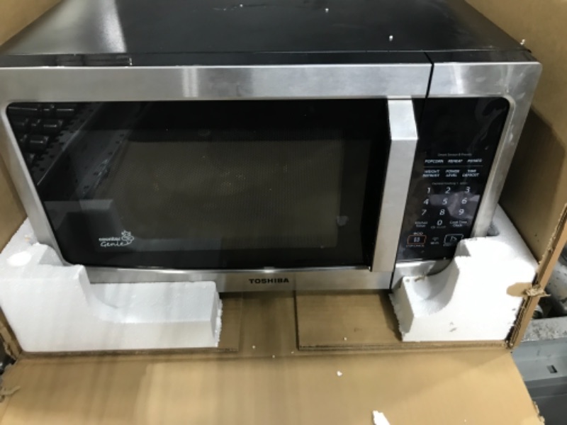 Photo 1 of **SEE NOTES**
Toshiba ML-EM34P(SS) Smart Countertop Microwave Oven Works, 1.3 Cu Ft, Stainless Steel 