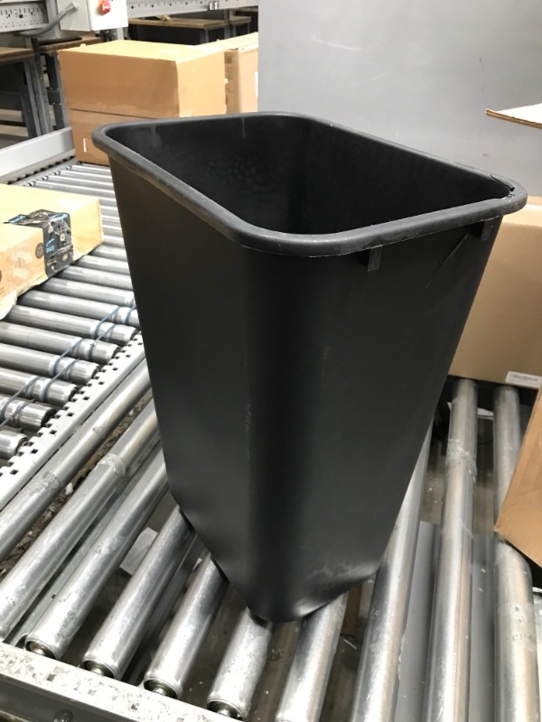 Photo 3 of AmazonCommercial 10 Gallon Commercial Office Wastebasket, Black, 1-Pack BLACK 10 GALLON 1 pack