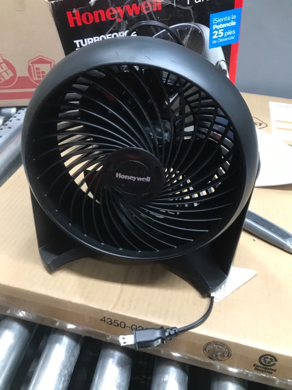 Photo 2 of Honeywell Turboforce Fan,