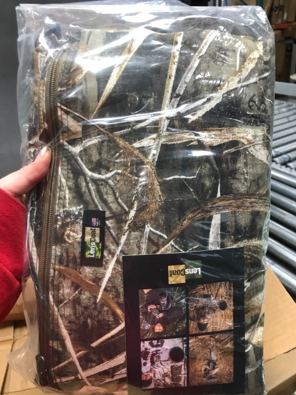 Photo 3 of LensCoat Camouflage Camera Lens Tripod Cover Blind Lenshide Lightweight, Realtree Max5 (lclh2m5) Lightweight Realtree Max5