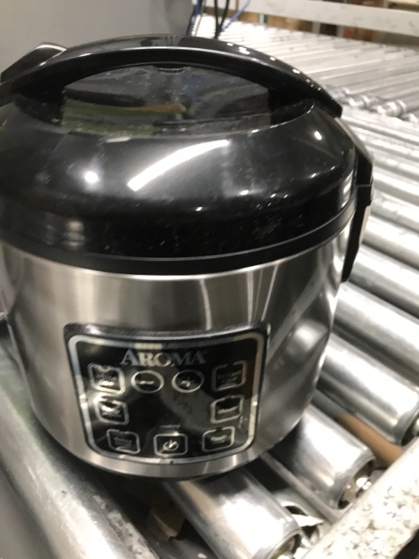 Photo 7 of *** POWERS ON *** Aroma Housewares ARC-914SBD Digital Cool-Touch Rice Grain Cooker and Food Steamer, Stainless, Silver, 4-Cup (Uncooked) / 8-Cup (Cooked) Basic