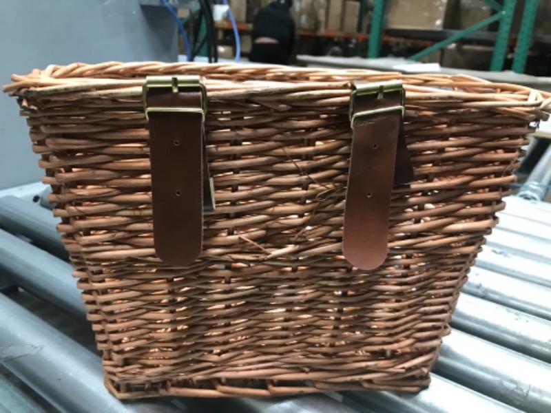 Photo 4 of ** USED** SLIGHT DAMAGE TO TOP** SEE PICUTRES* Handlebar Wicker Bike Basket