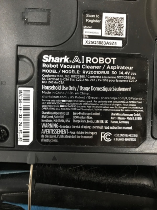 Photo 4 of Shark AI Robot Vacuum, Black/Silver (RV2001)
