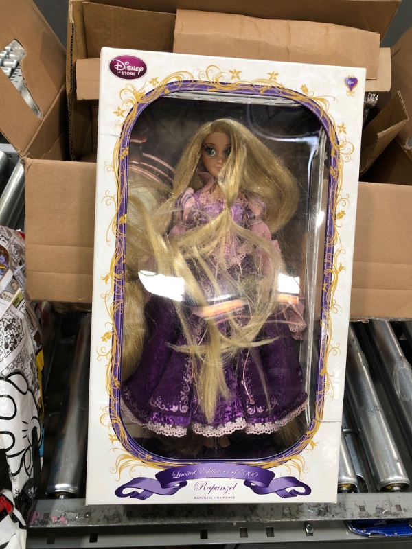 Photo 2 of  Disney Store Purple Rapunzel Limited Edition Doll Tangled Deluxe Princess 17"