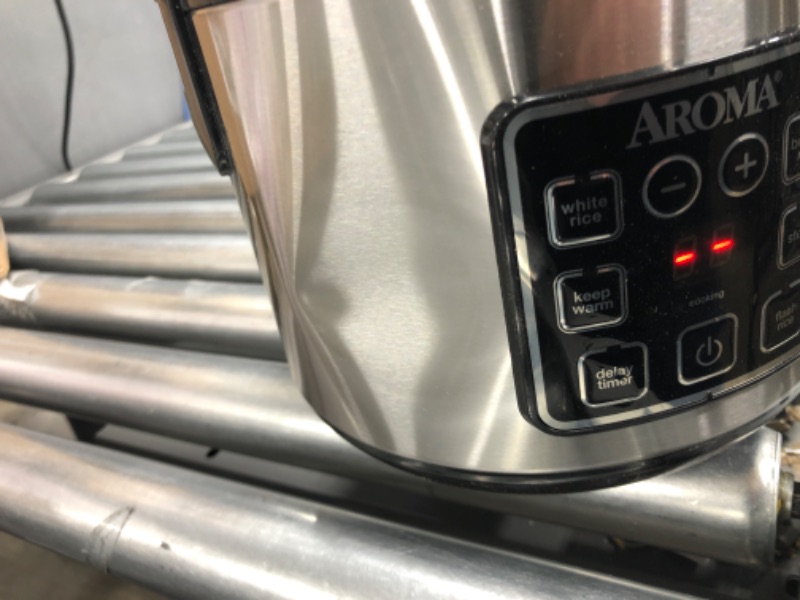 Photo 1 of *Tested* Aroma Housewares ARC-914SBD Digital Cool-Touch Rice Grain Cooker and Food Steamer, Stainless, Silver, 4-Cup (Uncooked) / 8-Cup (Cooked) Basic