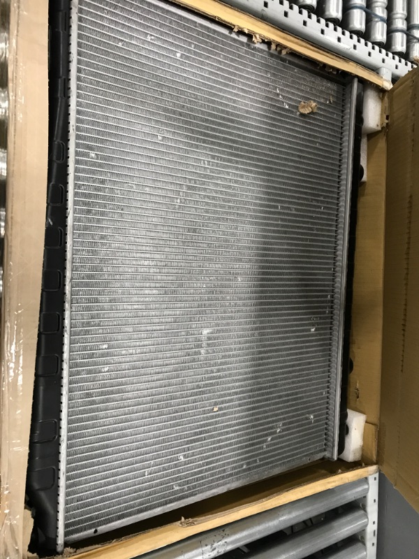 Photo 2 of Denso 221-3420 Radiator