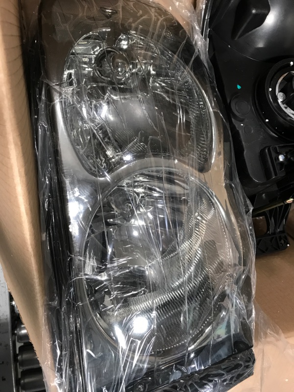 Photo 5 of DWVO Headlights Assembly Compatible with 2002 2003 2004 2005 Dodge Ram 1500 2500 3500 Pickup Headlamp Replacement Smoke Lens Clear Reflector OE Replacement A Chrome Housing Clear Reflector Smoke Lens