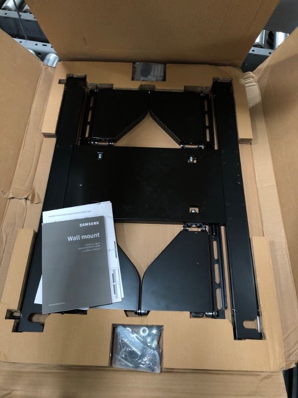 Photo 1 of SAMSUNG Full Motion Slim TV Wall Mount, Fits 82”and 85” TVs, Minimizes TV-to-Wall Gap, Adjustable Left and Right, Tilt and Swivel, VESA 600x400, Black (WMN-B30FB/ZA, 2022 Model) 82”-85”