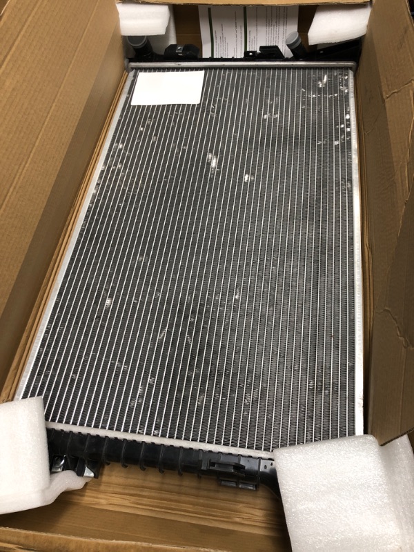 Photo 2 of ***USED AND DAMAGED***  DWVO Radiator Compatible with Ford Flex Edge Taurus Lincoln MKS MKT MKX Mercury Sable 3.5L 3.7L V6 DWRD1080