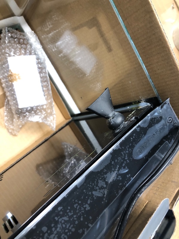 Photo 1 of **USED ITEM, MINOR DAMAGE VIEW PHOTOS**
Marineland Contour Rail Light Aquarium Kit