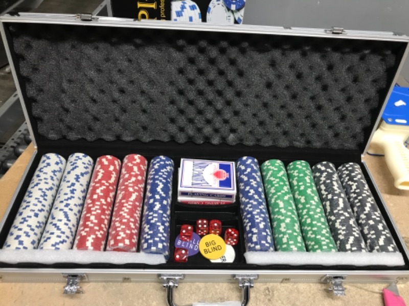 Photo 2 of *Damaged Case-See Photos* PLAYWUS Poker Chip Set Professional, 500 PCS Casino Poker Chips with Aluminum Case,11.5 Gram Chip for Texas Holdem Blackjack Gambling
