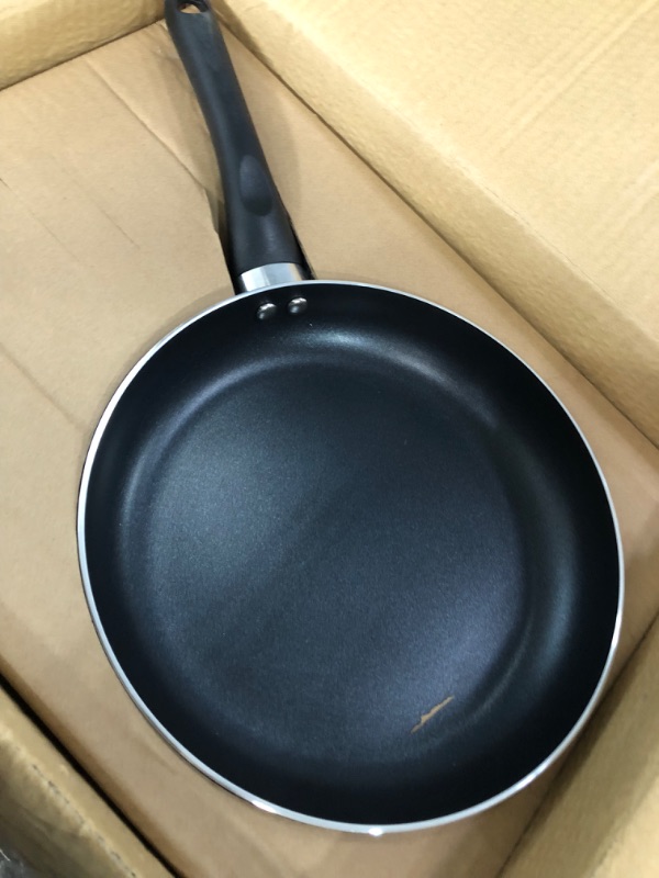 Photo 4 of Amazon Basics 3-Piece Non-Stick Frying Pan Set - 8 Inch, 10 Inch, and 12 Inch
