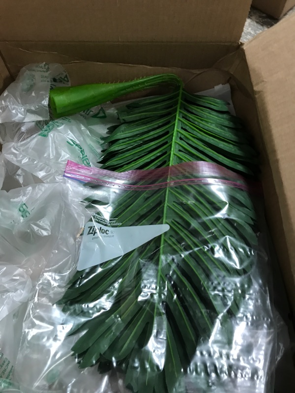 Photo 2 of 5 Pack Palm Artificial Plants Leaves Decorations Faux Large Tropical Palm Leaves Imitation Ferns Artificial Plants Leaf for Home Kitchen Party Flowers Arrangement Wedding Decorations