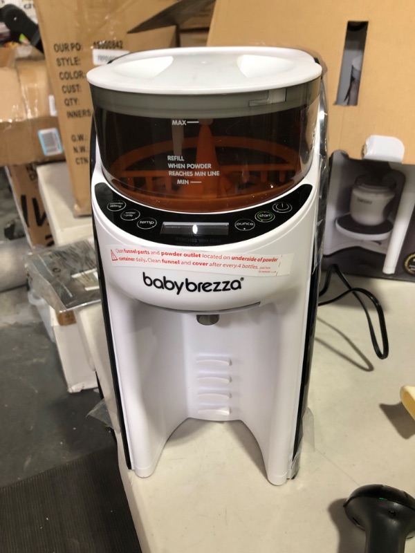 Photo 7 of *USED/SEE NOTES**  Baby Brezza Formula Pro Advanced Formula Dispenser Machine with Automatic Powder Blending