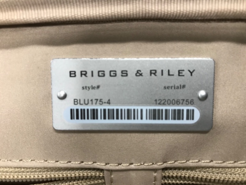 Photo 4 of **HAND HELD STRAP IS TORN **
Briggs & Riley Baseline Garment Bags, Black, Carry-On Upright