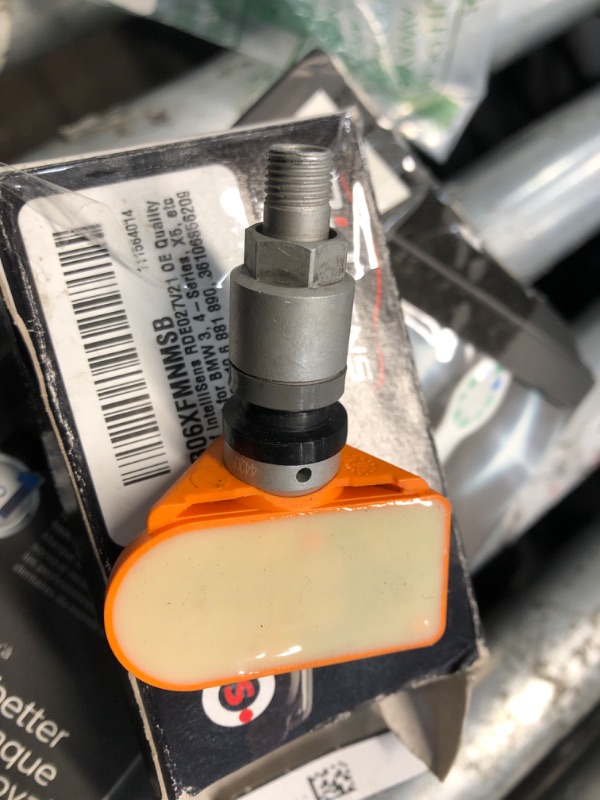 Photo 1 of Huf IntelliSens RDE027V21 OE Quality TPMS Sensor for BMW 3, 4-Series, X5, etc and Mini Cooper (36 10 6 881 890, 36106856209)