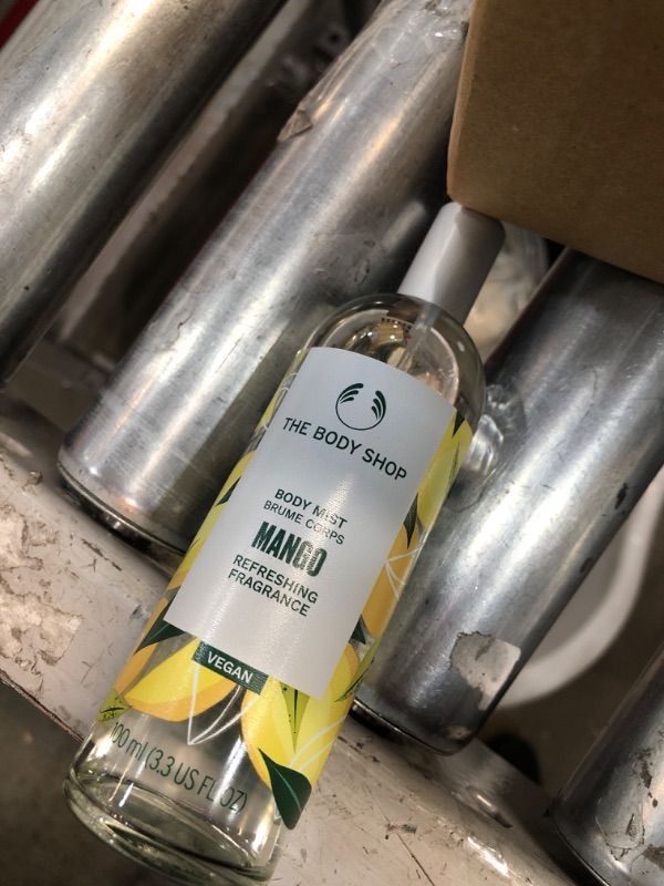 Photo 1 of pack of 6- The Body Shop Mango Body Mist, Paraben-Free Body Spray, 3.3 Fl. Oz.
